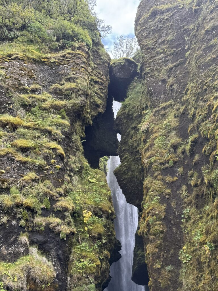 gljúfrabúi entrance